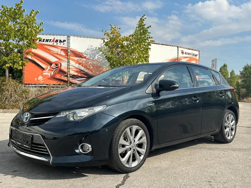 Toyota Auris Автомат/хибрид/Сервизна книжка Image 1