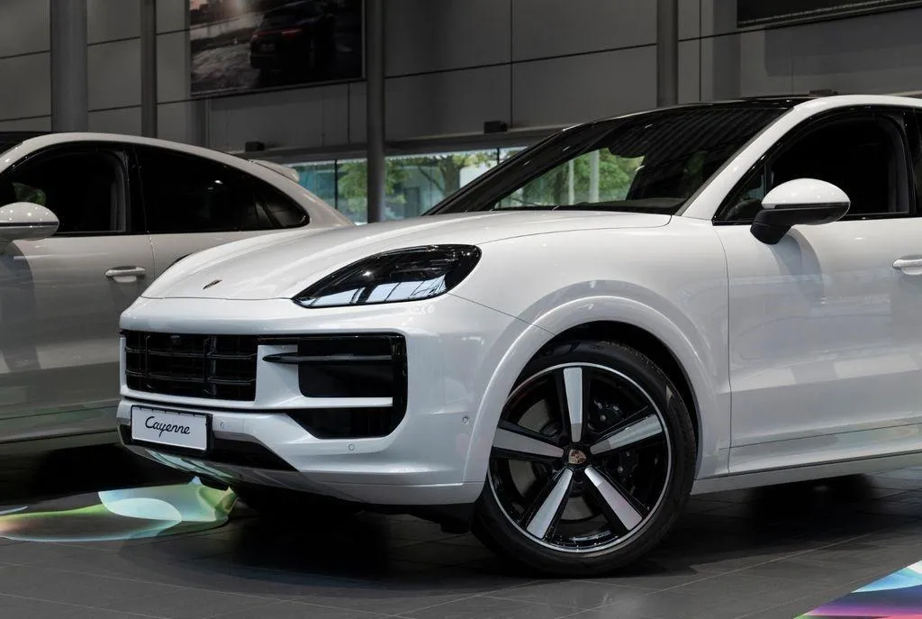 PORSCHE Cayenne Image 5